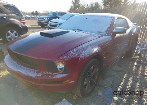 2008 Ford Mustang V6 Deluxe/V6 Premium из США, поврежденный, VIN 1ZVHT80N585174372